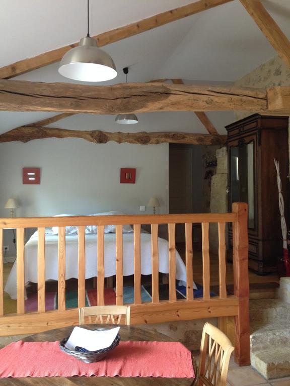 Chateau Nardou Hotell Saint-Sulpice-et-Cameyrac Rom bilde