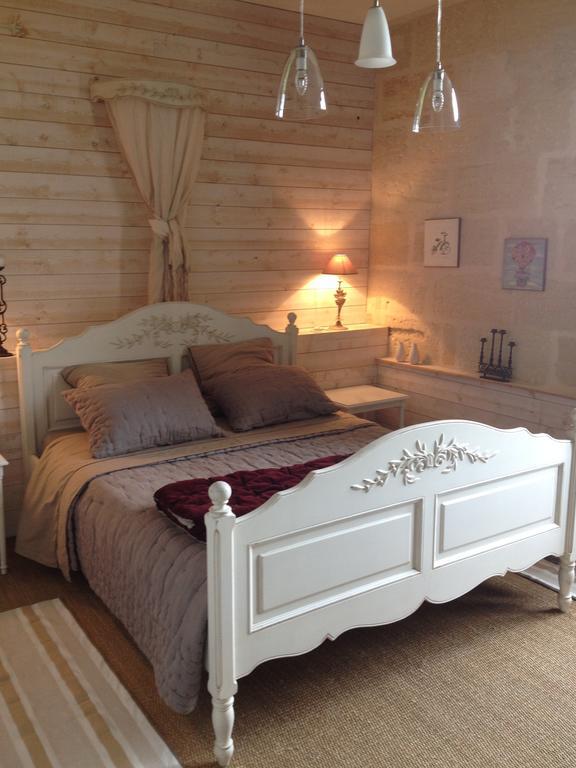 Chateau Nardou Hotell Saint-Sulpice-et-Cameyrac Rom bilde