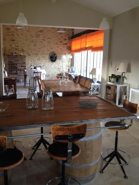 Chateau Nardou Hotell Saint-Sulpice-et-Cameyrac Rom bilde