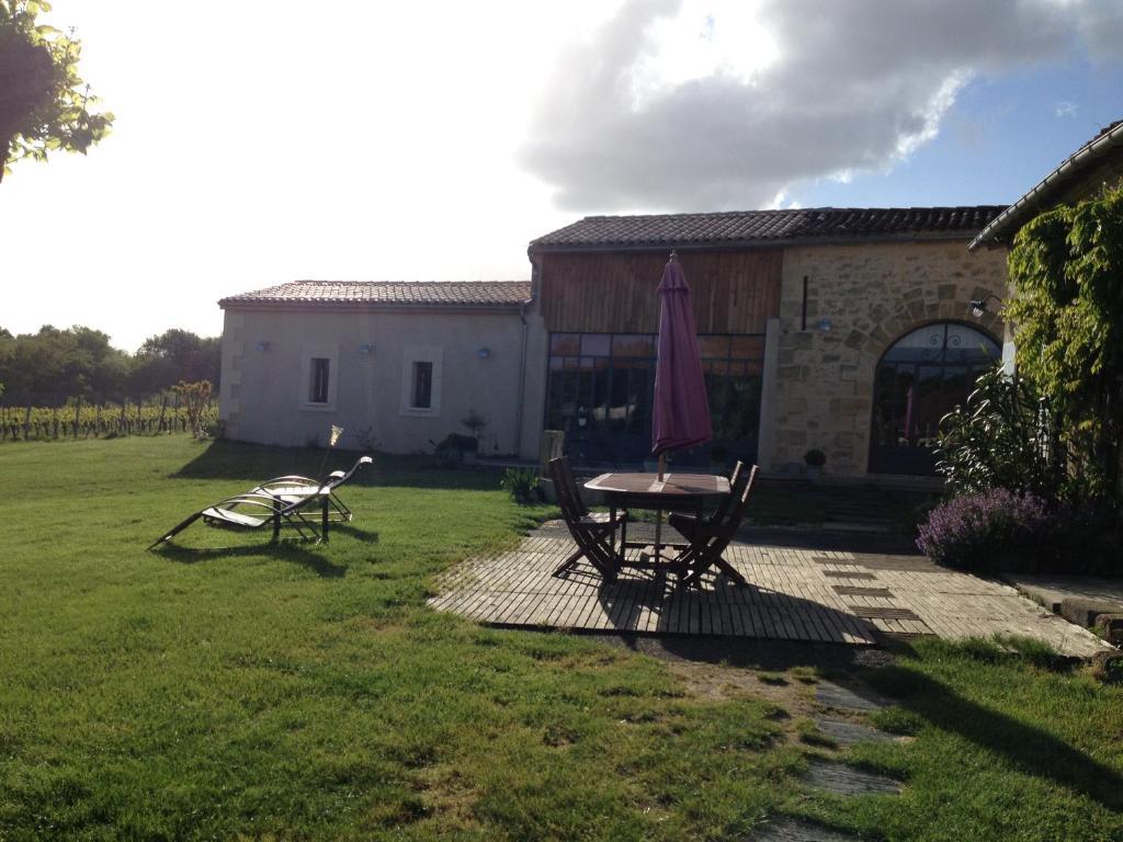 Chateau Nardou Hotell Saint-Sulpice-et-Cameyrac Rom bilde