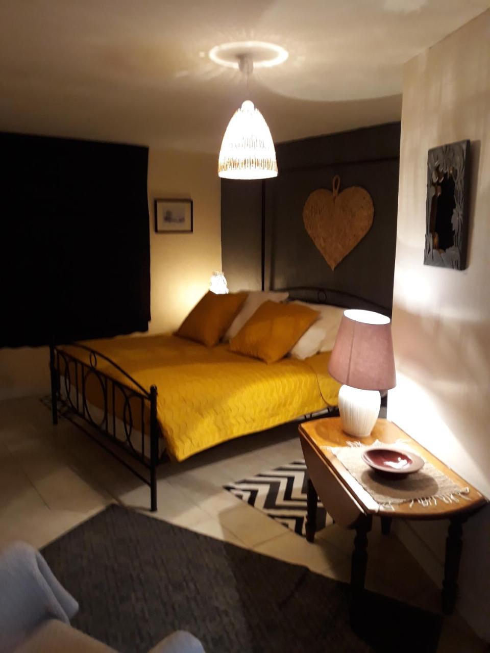 Chateau Nardou Hotell Saint-Sulpice-et-Cameyrac Eksteriør bilde